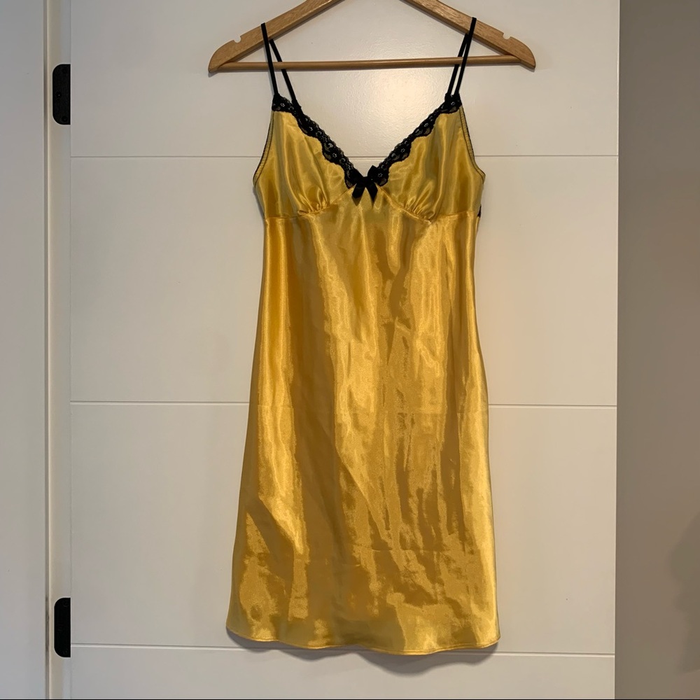 *SOLD* La Senza | Silky Lace Slip Camisole